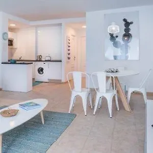 https://casa-mobe.in-canary-islands.com